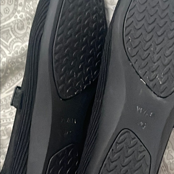 Classic VIVAIA Black Flats with Silver Buckle - Picture 6 of 8